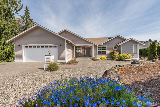 131 Moonlight Drive, Sequim, WA 98382