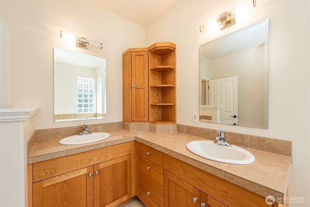 131 Moonlight Drive, Sequim, WA 98382