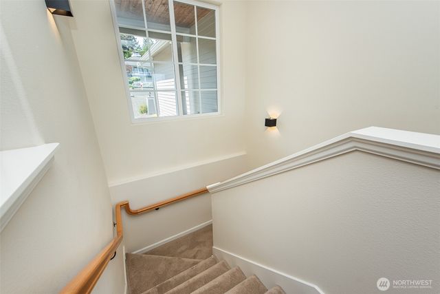 131 Moonlight Drive, Sequim, WA 98382