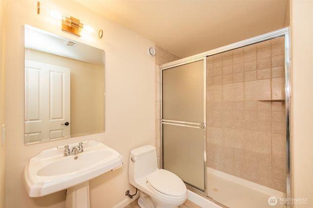 131 Moonlight Drive, Sequim, WA 98382