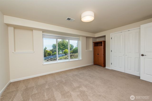 131 Moonlight Drive, Sequim, WA 98382