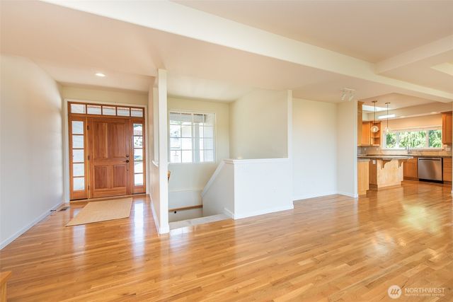 131 Moonlight Drive, Sequim, WA 98382