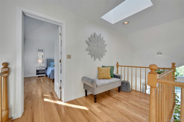 2 Meadowwood Lane, Rye, NY 10580