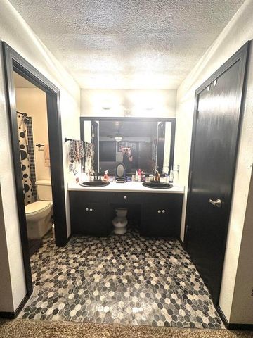 1313 Jefferson Street, Plainview, TX 79072