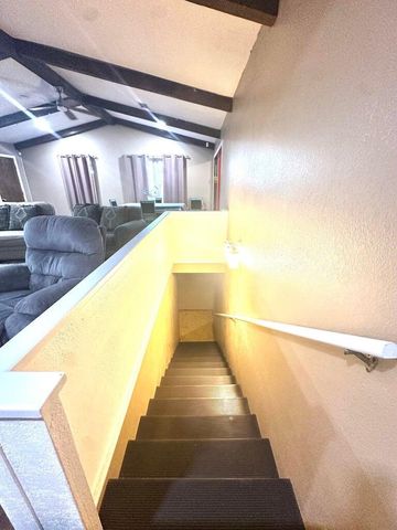 1313 Jefferson Street, Plainview, TX 79072