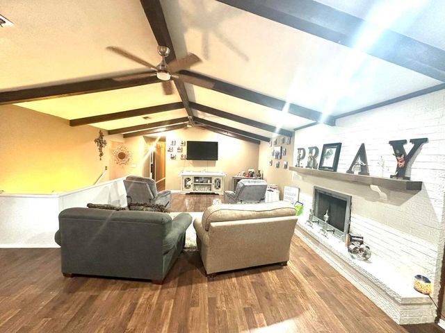 1313 Jefferson Street, Plainview, TX 79072