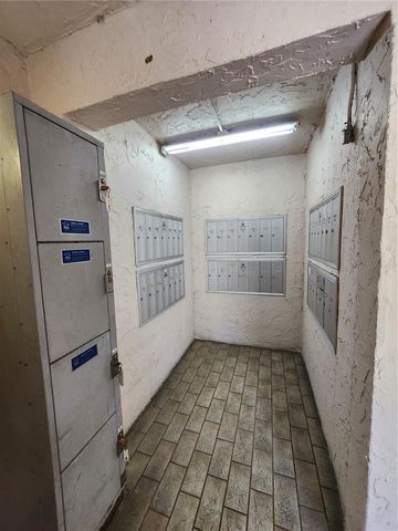 5541 BAY BOULEVARD 403, Port Richey, FL 34668