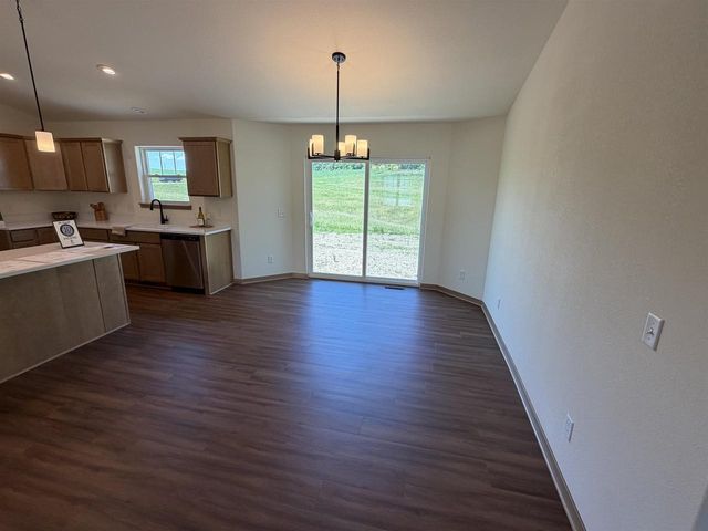 171 Savannah Parkway, Deerfield, WI 53531