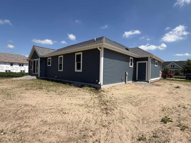 171 Savannah Parkway, Deerfield, WI 53531