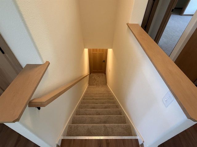 171 Savannah Parkway, Deerfield, WI 53531