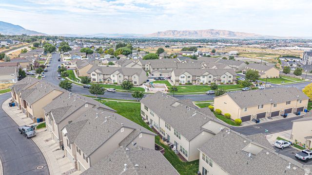 1226 LILY PAD DR, Spanish Fork, UT 84660