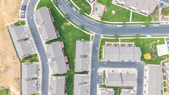 1226 LILY PAD DR, Spanish Fork, UT 84660