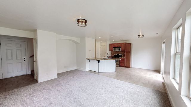 1226 LILY PAD DR, Spanish Fork, UT 84660