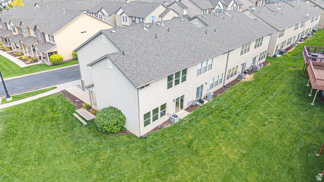 1226 LILY PAD DR, Spanish Fork, UT 84660