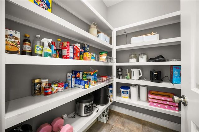 35 RAGAN Drive, Alexandria, LA 71303