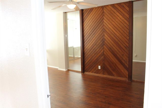 1800 Lavaca ST 203, Austin, TX 78701