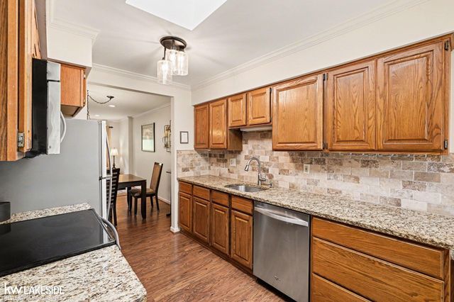 983 Wexford Way, Rochester Hills, MI 48307