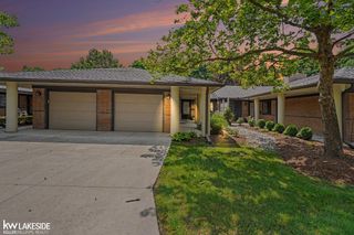 983 Wexford Way, Rochester Hills, MI 48307