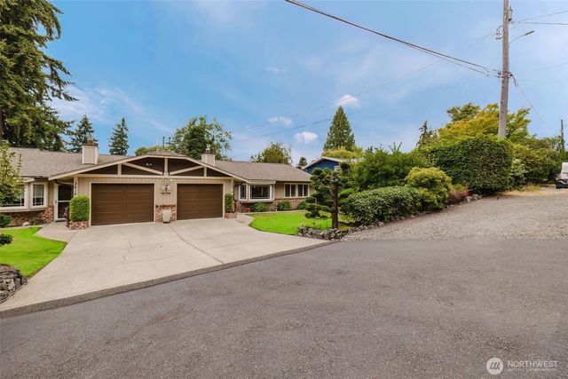 3614 3616 Crestview Drive W, University Place, WA 98466