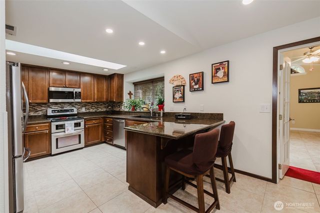 3614 3616 Crestview Drive W, University Place, WA 98466