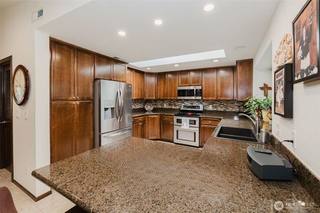 3614 3616 Crestview Drive W, University Place, WA 98466