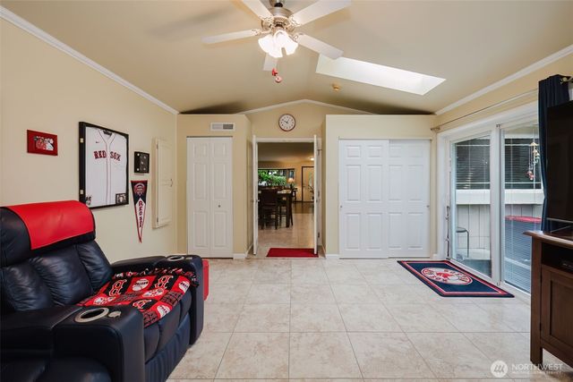 3614 3616 Crestview Drive W, University Place, WA 98466