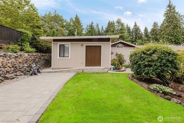3614 3616 Crestview Drive W, University Place, WA 98466