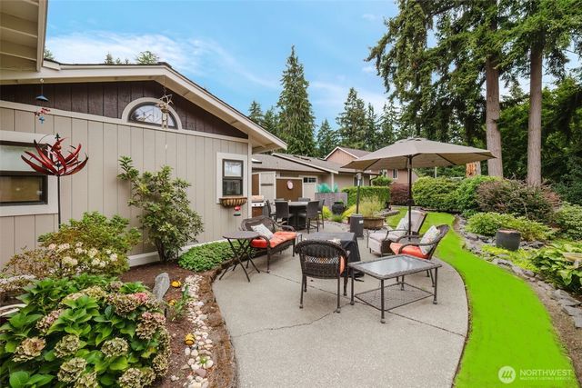 3614 3616 Crestview Drive W, University Place, WA 98466