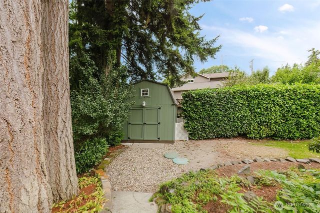 3614 3616 Crestview Drive W, University Place, WA 98466