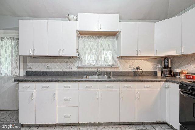 2835 N CENTRE ST, Pennsauken, NJ 08109