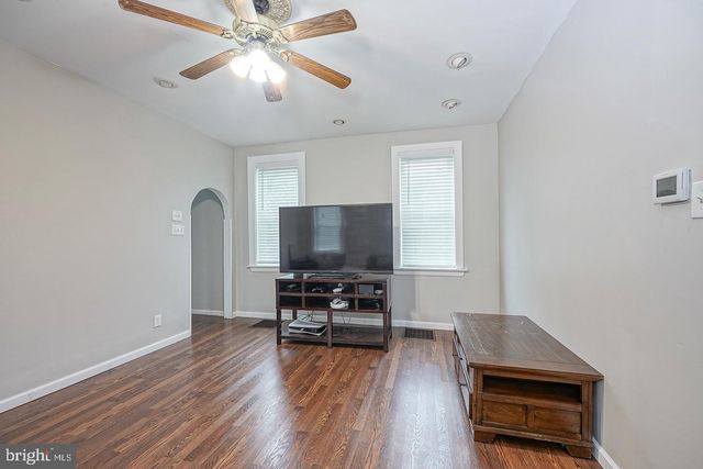 2835 N CENTRE ST, Pennsauken, NJ 08109