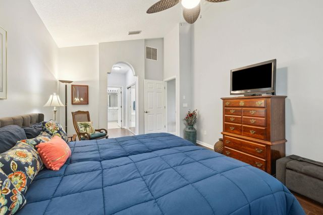 1468 Castle Pines Cir, St Augustine, FL 32092