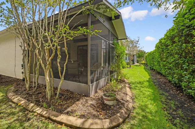 1468 Castle Pines Cir, St Augustine, FL 32092