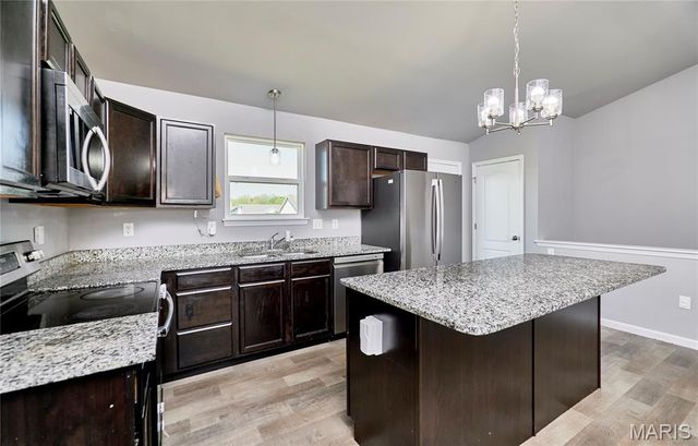 719 Aragorn Lane, Wright City, MO 63390