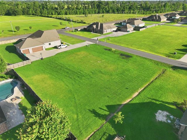 2777 Newberry Station Drive, Lake Charles, LA 70611