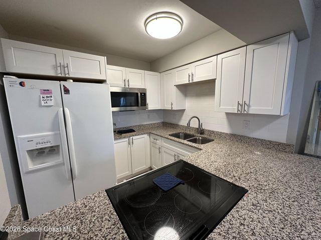 3190 N Atlantic Avenue 208, Cocoa Beach, FL 32931