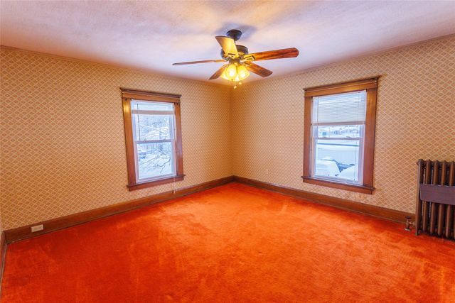 533 E SOUTH Street, Corry, PA 16407