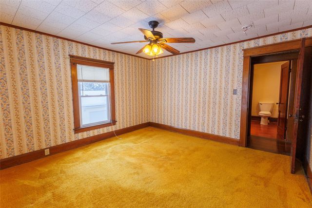 533 E SOUTH Street, Corry, PA 16407