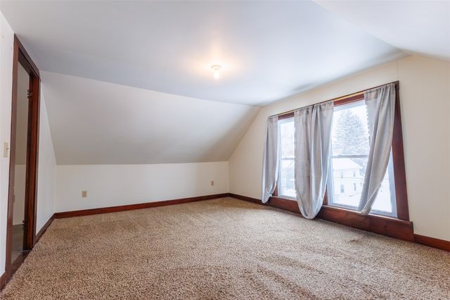 533 E SOUTH Street, Corry, PA 16407