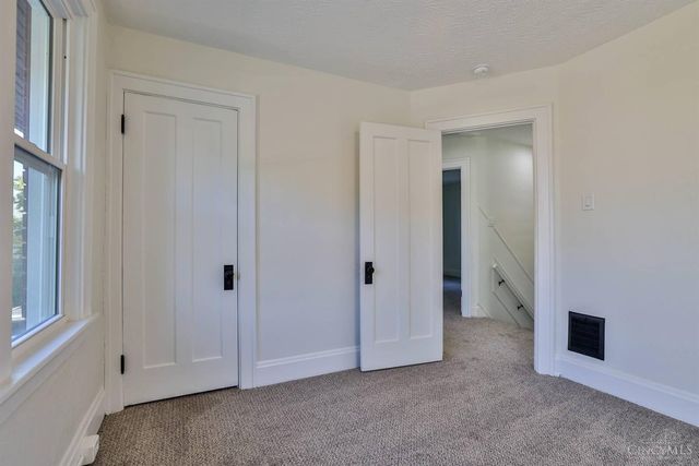 5660 Hamilton Avenue, Cincinnati, OH 45224