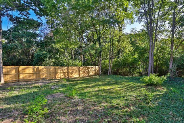 5660 Hamilton Avenue, Cincinnati, OH 45224