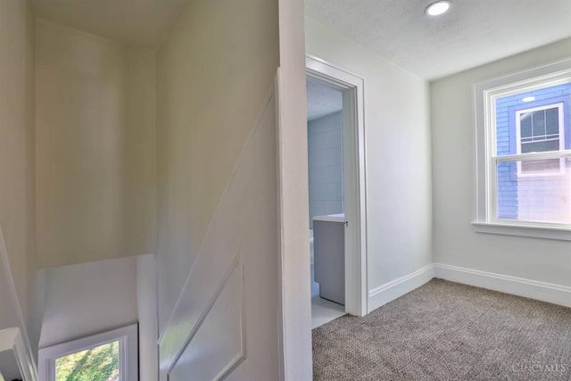 5660 Hamilton Avenue, Cincinnati, OH 45224