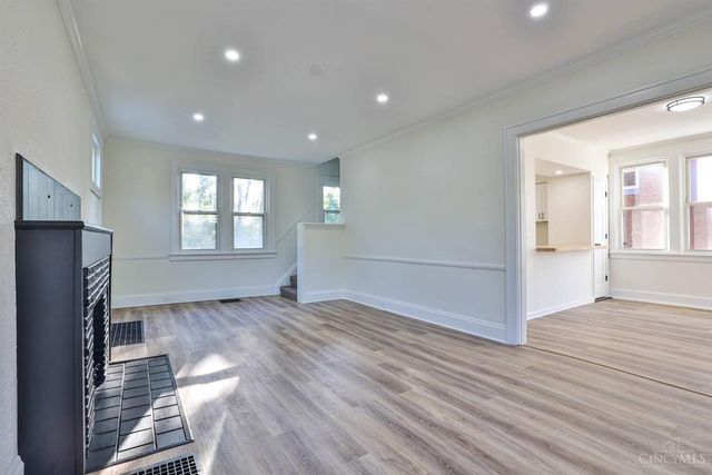 5660 Hamilton Avenue, Cincinnati, OH 45224