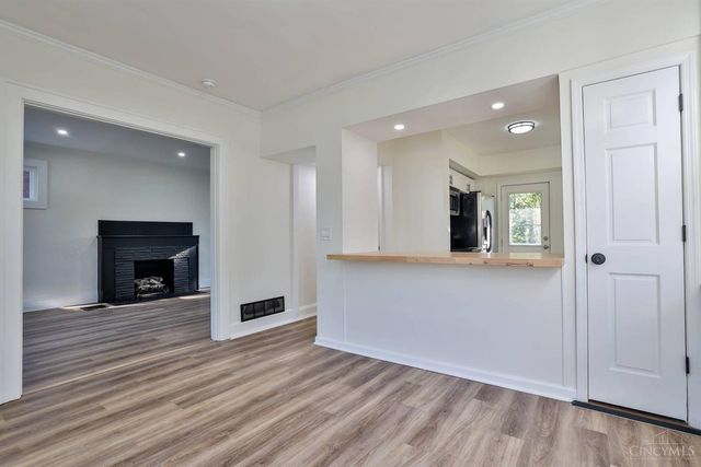 5660 Hamilton Avenue, Cincinnati, OH 45224