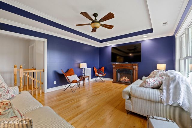 639 S Arch Rock Drive, Sevierville, TN 37876