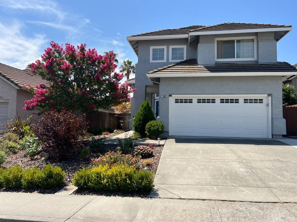406 Rolling Oak Dr, Vacaville, CA 95688