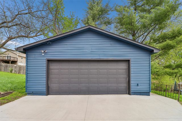 515 Cutler Avenue, Des Moines, IA 50315