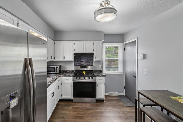 515 Cutler Avenue, Des Moines, IA 50315