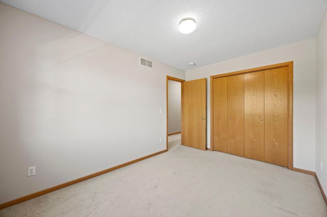 8706 Hastings Circle NE, Blaine, MN 55449