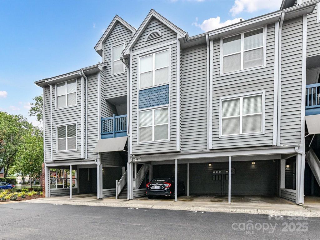 509 N Graham Street 2L, Charlotte, NC 28202